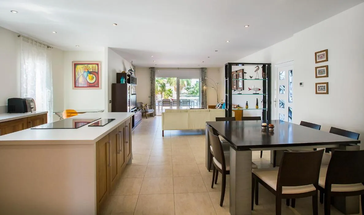 2024 Ebre 36B By Homeselectspain Empuriabrava Villa
